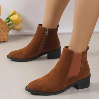 2023 Sıcak Satış Ayakkabı Kadınlar için Fermuar Kadın Botları Sonbahar Yuvarlak Ayak Süet Katı Kısa Varil Tıknaz Topuk Moda Çizmeler Zapatillas
