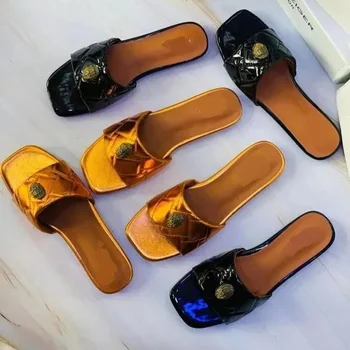 2023 Yaz Elmas sandaletler ve terlikler Kadınlar için Düz Sandalet Bayan Terlik Slaytlar