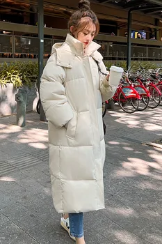 2023 Yeni Kış ve Sonbahar Kadın Beyaz Ördek Aşağı Hoodies Kirpi Ceket Mont Sıcak Rüzgar Geçirmez Siyah Beyaz Palto