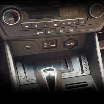 Araba QI Kablosuz Şarj Cihazı 15W Hızlı Şarj Telefon Şarj Cihazı Şarj Paneli Pad Hyundai Tucson 2015-2018 için