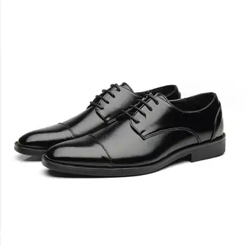 Erkekler Resmi Deri İş rahat ayakkabılar Yüksek Kaliteli Erkek Elbise Ofis lüks ayakkabı Erkek Nefes Oxfords erkek deri ayakkabı