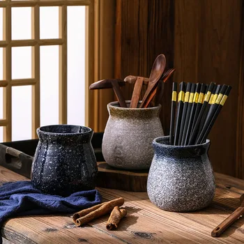 Japon tarzı retro teneke kutu restoran çubuk tutucu mutfak saklama kabı biber kavanoz yağ kavanoz seramik çubuklarını Lou