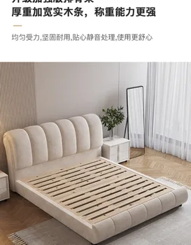 Krem tarzı teknoloji bez yatak modern basit tatami çift kişilik yatak ana yatak 1.5 m bez sanat yatak yumuşak sarılmış düğün yatağı