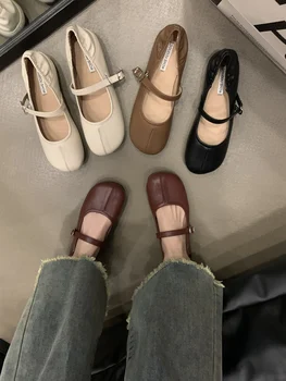 Makosen ayakkabı Kadın Ayakkabısı 2023 Moda kadın Yumuşak sneaker Sonbahar Yuvarlak Ayak Moccasins Elbise Rahat Modis Yeni G