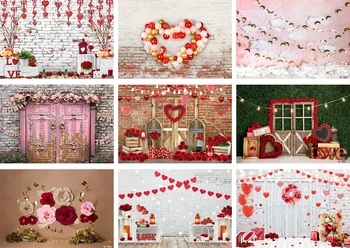 Sevgililer Günü Zemin Beyaz Tuğla Duvar sevgililer Günü Arka Planında Fotoğraf Ahşap Zemin Kırmızı Gül Aşk Kolye Arka Planında