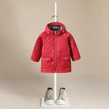 Sonbahar Kış çocuk Giyim Lüks Yeni Kız ve Erkek Kırmızı Ceket Fermuar Tasarım Sıcak Pamuk Ceket Yüksek Kaliteli Çocuk Ceketleri
