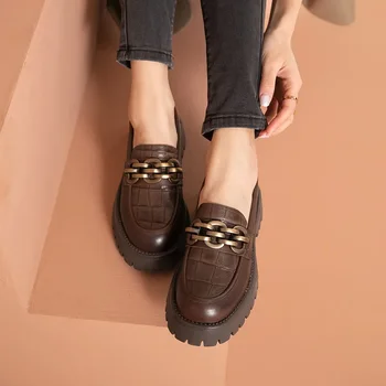 Tıknaz Loafer'lar Kadın Hakiki Inek Deri platform ayakkabılar Yuvarlak Ayak Metal Zincir Bayanlar Daireler üzerinde Kayma El Yapımı zapatos de mujer