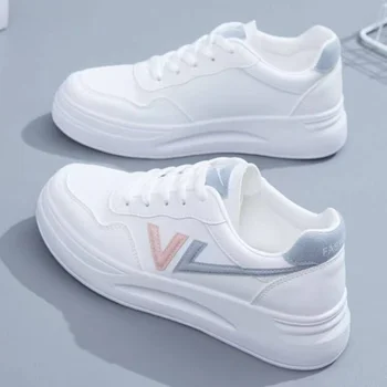 Vulkanize ayakkabı sneakers kadın ayakkabı düz renk bayanlar düz ayakkabı 2023 örgü kadın spor rahat nefes beyaz ayakkabı