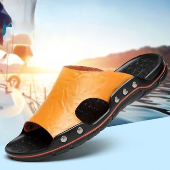 Yaz Ayakkabı erkek terlikleri Nefes Açık Kaymaz Erkek Rahat Slaytlar 2023 Yeni Rahat Hakiki Deri plaj sandaletleri