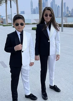 Çocuğun resmi kıyafet Siyah Beyaz Patchwork Takım Elbise Düğün Parti çocuk Seti Blazer Smokin Çocuk Takım Elbise 2 Parça (Ceket + Pantolon + Papyon)