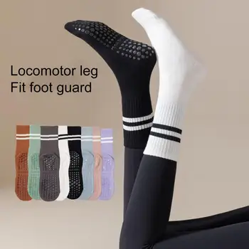 Şık Kadın Orta Tüp Çorap Bir Boyut Bayan pilates çorabı Nefes Egzersiz Egzersiz Spor Yoga Çorap Nem Esneklik